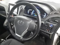 Toyota VOXY лот № 30570 оценка 3.5  с аукциона в Японии 6