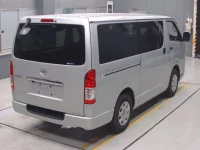 Toyota HIACE VAN лот № 30249 оценка 3.5  с аукциона в Японии 1