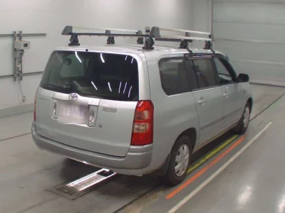 Toyota SUCCEED  с аукциона в Японии