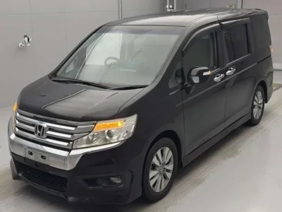 Honda STEP WAGON  с аукциона в Японии