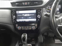 Nissan X-TRAIL лот № 33116 оценка 4  с аукциона в Японии 8