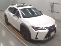 Lexus UX лот № 30526 оценка 3.5  с аукциона в Японии 4