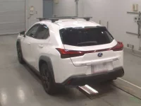 Lexus UX лот № 30526 оценка 3.5  с аукциона в Японии 5