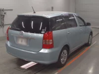 Toyota WISH лот № 10300 оценка 3.5  с аукциона в Японии 1