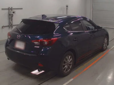 Mazda AXELA  с аукциона в Японии