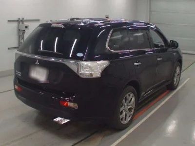 Mitsubishi OUTLANDER PHEV