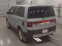 Mitsubishi DELICA D5 лот № 50104 оценка 3.5  с аукциона в Японии 5