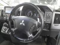 Mitsubishi DELICA D5 лот № 50104 оценка 3.5  с аукциона в Японии 6