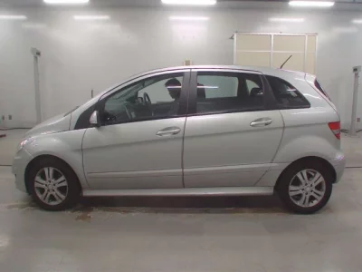 Mercedes-Benz B CLASS
