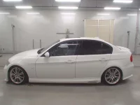 BMW 3-Series лот № 38122 оценка 4  с аукциона в Японии 3