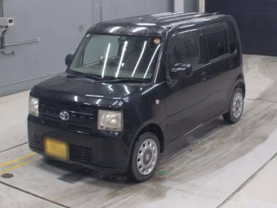Toyota Pixis Space