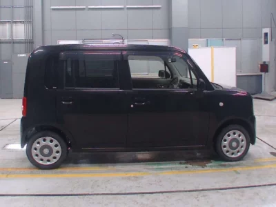 Toyota Pixis Space