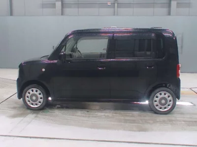 Toyota Pixis Space