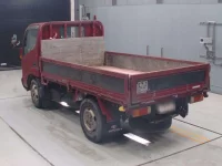 Toyota DYNA лот № 30279 оценка 3  с аукциона в Японии 5