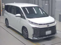 Toyota VOXY лот № 30276 оценка 4.5  с аукциона в Японии 4