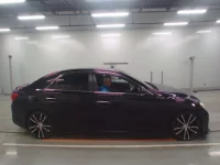 Toyota MARK X лот № 30585 оценка 3  с аукциона в Японии 2