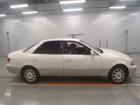 Toyota MARK II лот № 30554 оценка 3.5  с аукциона в Японии 2