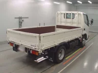 Toyota DYNA лот № 30552 оценка 4  с аукциона в Японии 1