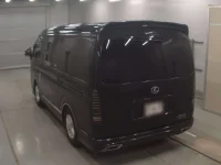 Toyota HIACE VAN лот № 30568 оценка 3.5  с аукциона в Японии 5
