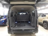 Toyota HIACE VAN лот № 30568 оценка 3.5  с аукциона в Японии 8