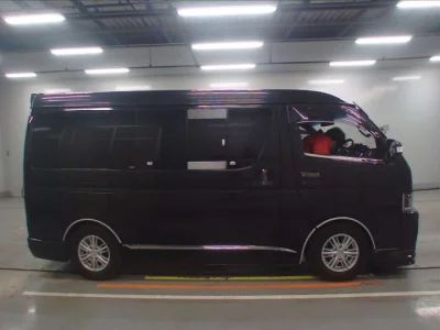Toyota HIACE VAN  с аукциона в Японии