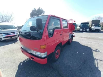 Toyota DYNA  с аукциона в Японии