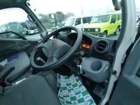 Toyota DYNA лот № 36073 оценка 3.5  с аукциона в Японии 6