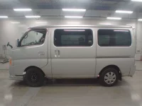 Nissan CARAVAN VAN лот № 10347 оценка R  с аукциона в Японии 3
