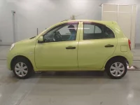 Nissan MARCH лот № 30650 оценка 4  с аукциона в Японии 3