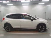 Subaru XV лот № 30633 оценка 4  с аукциона в Японии 1