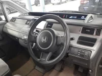 Honda STEP WAGON лот № 30647 оценка 3.5  с аукциона в Японии 6