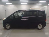 Honda STEP WAGON лот № 30647 оценка 3.5  с аукциона в Японии 3