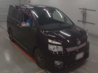 Toyota VOXY лот № 30642 оценка 4  с аукциона в Японии 4