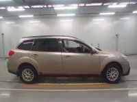 Subaru LEGACY OUTBACK лот № 10372 оценка 4  с аукциона в Японии 2
