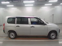 Toyota PROBOX лот № 30671 оценка R  с аукциона в Японии 2