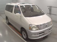 Toyota HIACE REGIUS лот № 30636 оценка 3  с аукциона в Японии 4