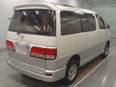 Toyota HIACE REGIUS
