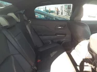 Toyota CROWN CROSSOVER лот № 30665 оценка 5  с аукциона в Японии 9