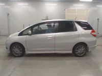 Honda FIT SHUTTLE лот № 10417 оценка 3  с аукциона в Японии 3