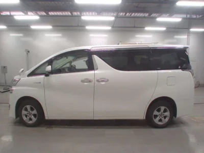 Toyota VELLFIRE  с аукциона в Японии