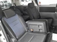 Toyota VOXY лот № 30700 оценка 3.5  с аукциона в Японии 9