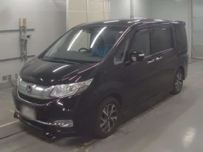 Honda STEP WAGON  с аукциона в Японии