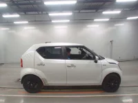 Suzuki IGNIS лот № 30704 оценка 4  с аукциона в Японии 2