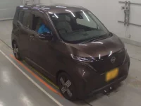 Nissan SAKURA лот № 506 оценка 4.5  с аукциона в Японии 4