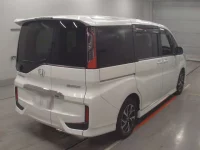 Honda STEP WAGON лот № 30705 оценка 4.5  с аукциона в Японии 1