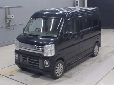 Nissan CLIPPER RIO  с аукциона в Японии