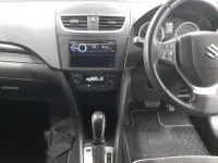 Suzuki SWIFT лот № 30871 оценка 3.5  с аукциона в Японии 8