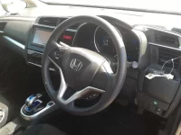 Honda FIT лот № 30809 оценка 4  с аукциона в Японии 6