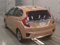 Honda FIT лот № 30827 оценка 4  с аукциона в Японии 5