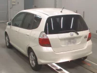 Honda FIT лот № 30722 оценка 3  с аукциона в Японии 5